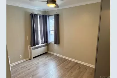 [Address not provided], Levittown, NY 11756 - Photo 12