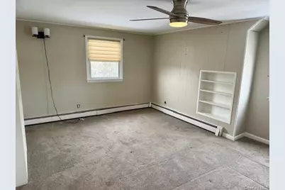 [Address not provided], Levittown, NY 11756 - Photo 6