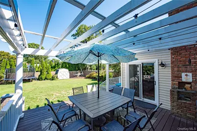 9 Donna Place, East Islip, NY 11730 - Photo 30