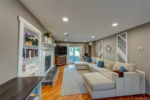 9 Donna Pl, East Islip, NY 11730 - Photo 6