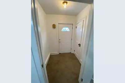 56 Millspaugh Lane #1st floor, Bardonia, NY 10954 - Photo 2