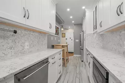 620 W 239th Street #2C, Bronx, NY 10463 - Photo 2