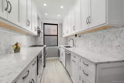 620 W 239th Street #2C, Bronx, NY 10463 - Photo 1