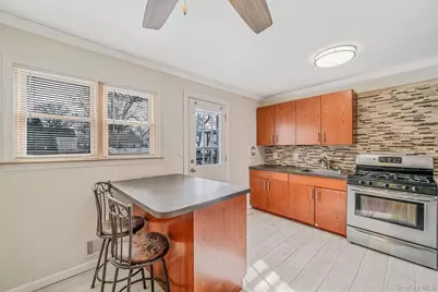 24 Lantern Street, Huntington, NY 11743 - Photo 6