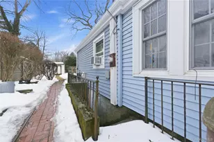 20 Bristol St, Huntington, NY 11743 - Photo 20