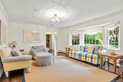 22 Woodfield Road, Stony Brook, NY 11790 - Photo 6