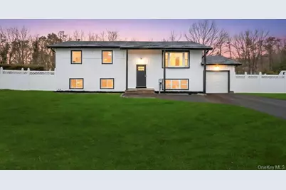 191 Ridge Road, Wheatley Heights, NY 11798 - Photo 2