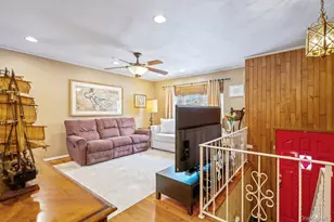 90 Babylon Ave, West Islip, NY 11795 - Photo 4