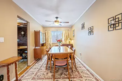 90 Babylon Avenue, West Islip, NY 11795 - Photo 6