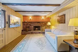 90 Babylon Ave, West Islip, NY 11795 - Photo 16