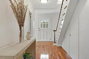 74 Peacock Ln, Locust Valley, NY 11560 - Photo 12