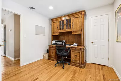 14 Hillside Avenue, Saint James, NY 11780 - Photo 22
