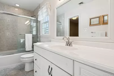 14 Hillside Avenue, Saint James, NY 11780 - Photo 24