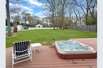 14 Hillside Avenue, Saint James, NY 11780 - Photo 24