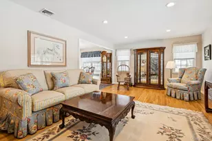 14 Hillside Ave, Saint James, NY 11780 - Photo 6