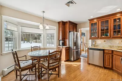 14 Hillside Avenue, Saint James, NY 11780 - Photo 14