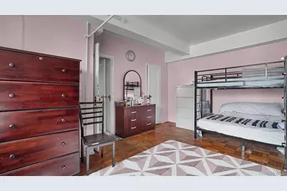 2049 McGraw Avenue #2C, Bronx, NY 10462 - Photo 4