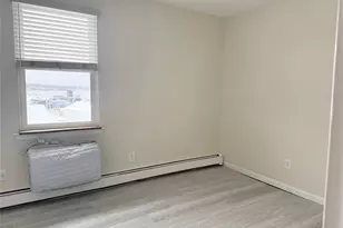 3 Toms Point Ln, Port Washington, NY 11050 - Photo 8