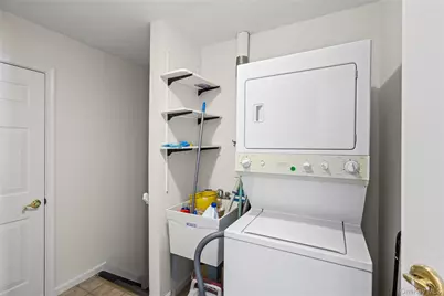 1005 Constance Lane, Port Jefferson, NY 11776 - Photo 18