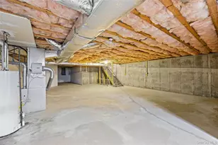 1005 Constance Ln, Port Jefferson, NY 11776 - Photo 20