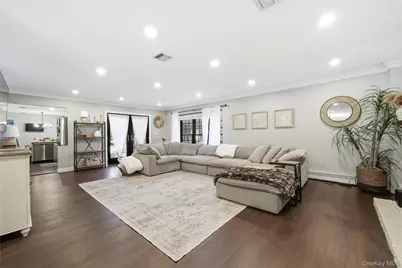 4 Teal Crescent, Great River, NY 11739 - Photo 8