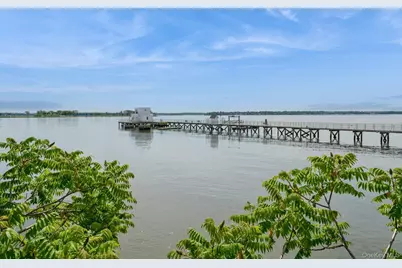 13 Island Point #13, Bronx, NY 10464 - Photo 20