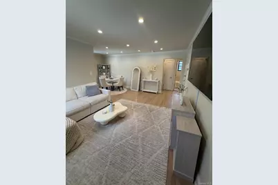 1776 166th Street #4170, Whitestone, NY 11357 - Photo 4