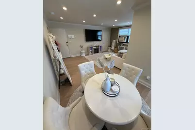 1776 166th Street #4170, Whitestone, NY 11357 - Photo 8
