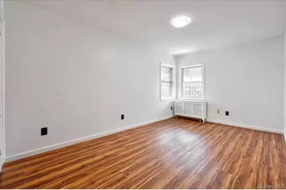 3523 Laconia Avenue, Bronx, NY 10469 - Photo 12