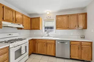 36 Lackawanna Trail, Suffern, NY 10901 - Photo 14