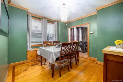 36 Hudson Avenue, Valley Stream, NY 11580 - Photo 6