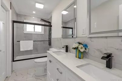 57 E Clinton Avenue, Roosevelt, NY 11575 - Photo 12