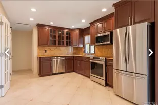 171 Roslyn Rd, Mineola, NY 11501 - Photo 2