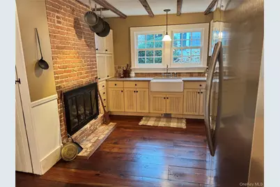 225 Christian Avenue, Stony Brook, NY 11790 - Photo 22
