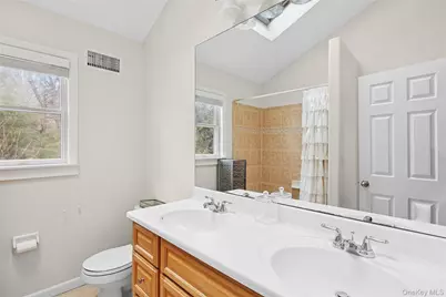 11 Valley Street, East Hampton, NY 11937 - Photo 10