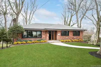 5 University Place, Great Neck, NY 11020 - Photo 1