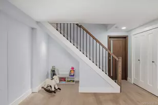 5 University Pl, Great Neck, NY 11020 - Photo 14