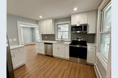 45 Garfield Street, Bay Shore, NY 11706 - Photo 4