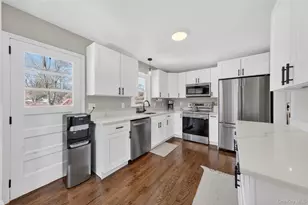 15 Laffin Ln, Poughkeepsie, NY 12603 - Photo 12