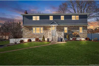 15 Laffin Lane, Poughkeepsie, NY 12603 - Photo 2