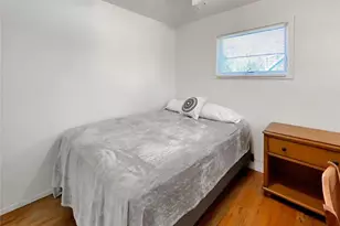 18 Old Riverhead Rd, Hampton Bays, NY 11946 - Photo 8