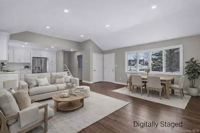 4057 Eve Drive, Seaford, NY 11783 - Photo 4