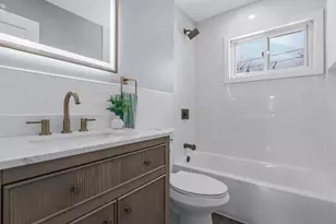 4057 Eve Dr, Seaford, NY 11783 - Photo 12