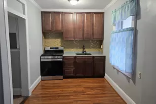 92 Wavecrest St, Valley Stream, NY 11581 - Photo 8