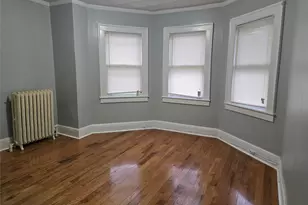 92 Wavecrest St, Valley Stream, NY 11581 - Photo 4