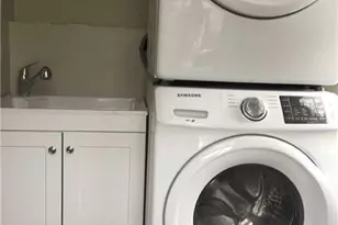 26 W Pine St, Islip, NY 11751 - Photo 10