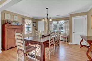 8 Noel Pl, Smithtown, NY 11787 - Photo 12