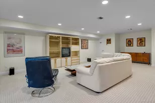 236 Altessa Blvd, Melville, NY 11747 - Photo 24