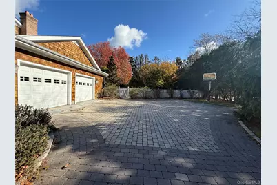 2465 Fairway Drive, Cutchogue, NY 11935 - Photo 2