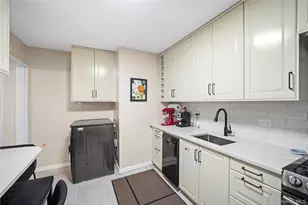 73-19 220th St, Bayside, NY 11364 - Photo 10